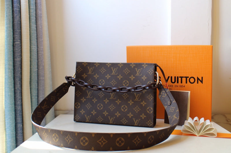Louis Vuitton Luxury Bags 2660
