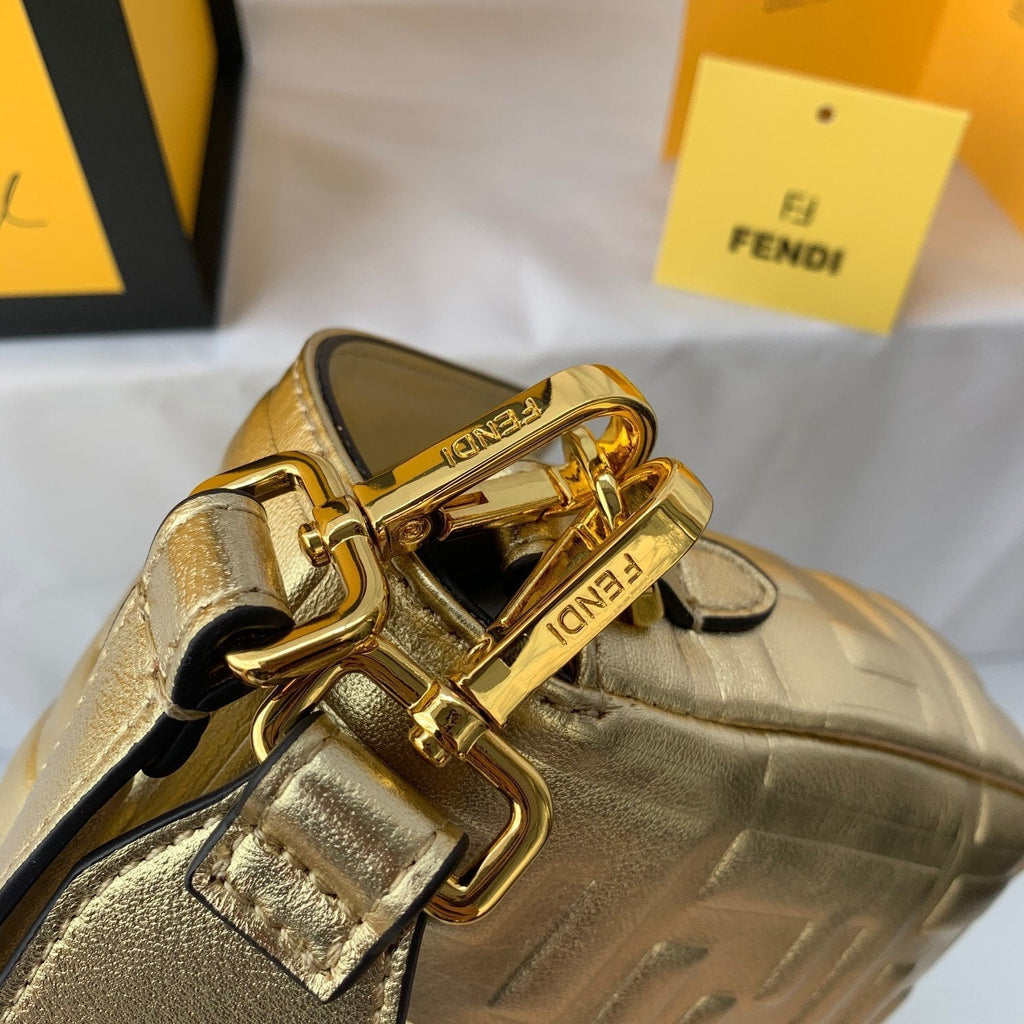 Designer Handbags Fendi 179