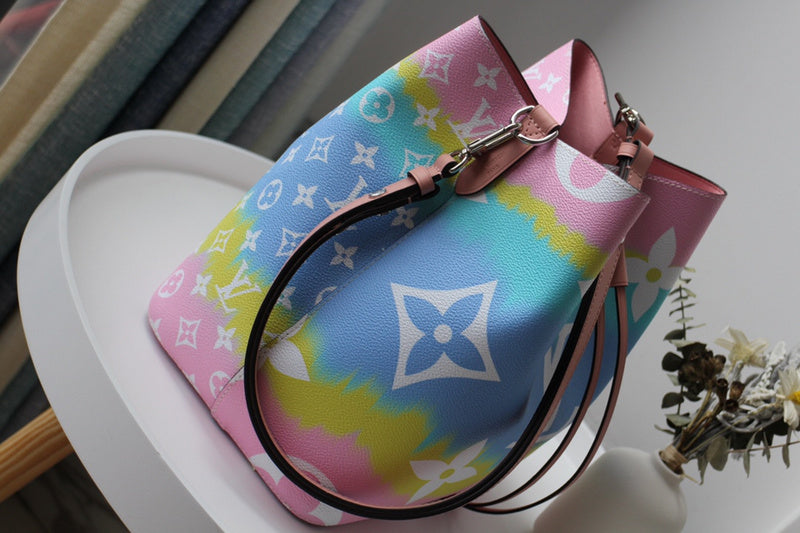 Louis Vuitton Luxury Bags 2694