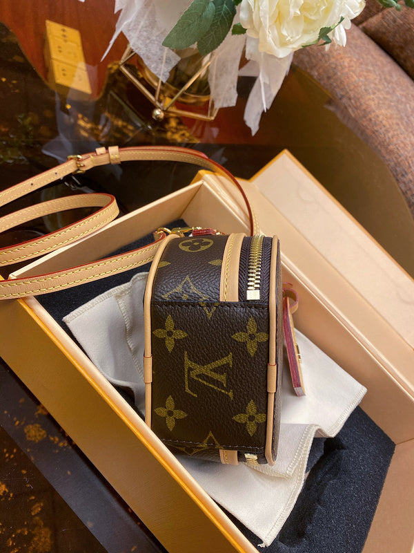Louis Vuitton Luxury Bags 2634