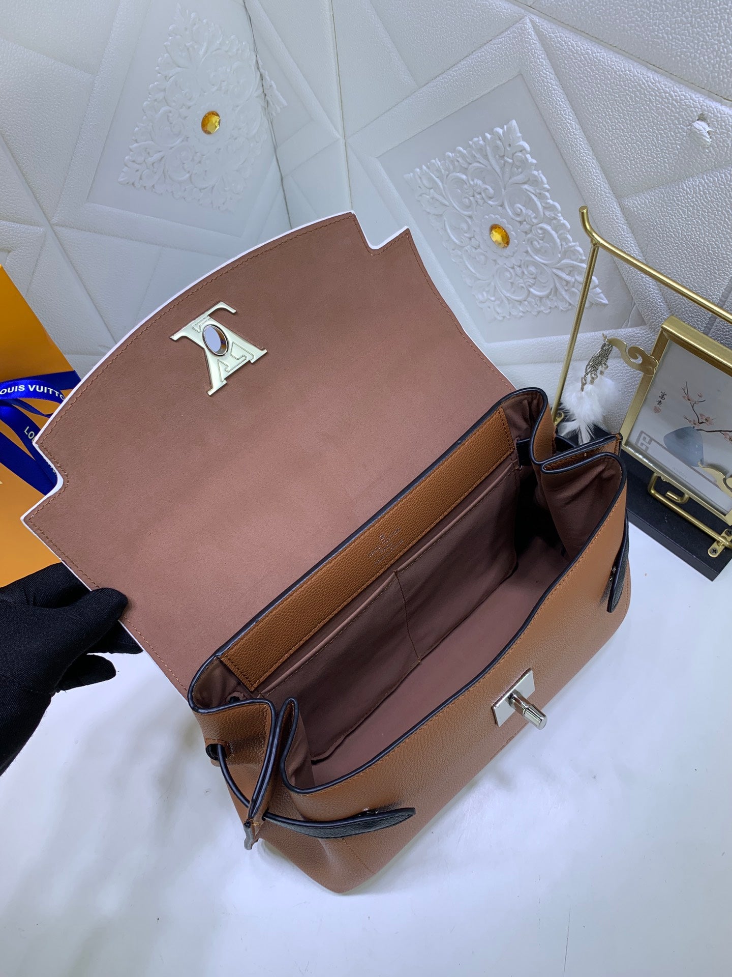 Luxury Bags Louis Vuitton  746