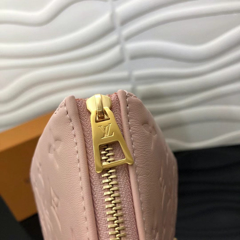 Louis Vuitton Luxury Bags 2479