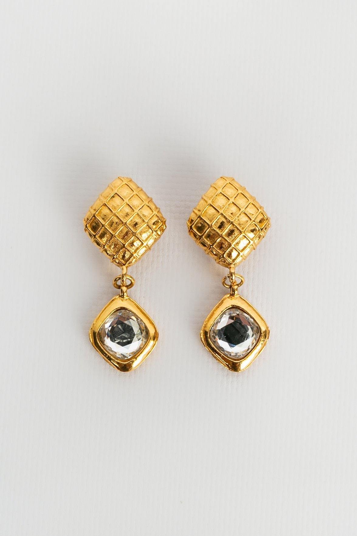Parure perl��e et strass��e Chanel