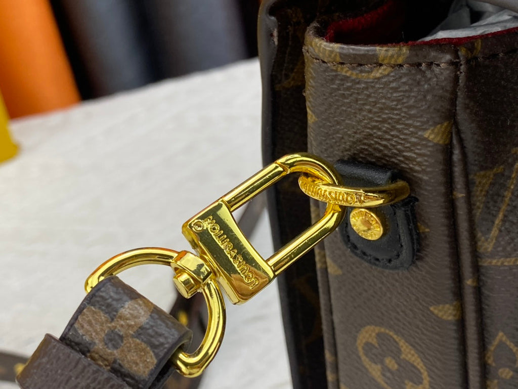Luxury Bags Louis Vuitton  813