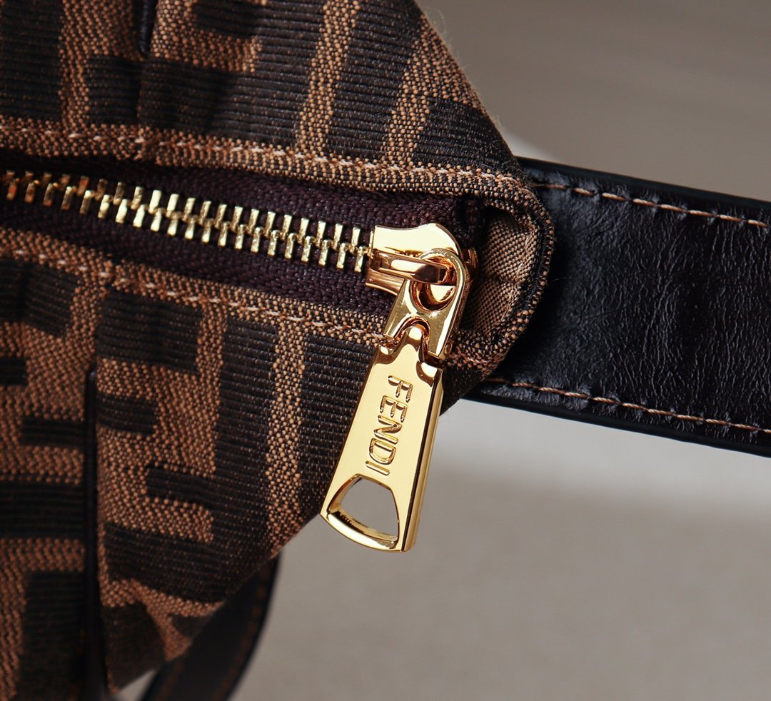 Designer Handbags Fendi 180