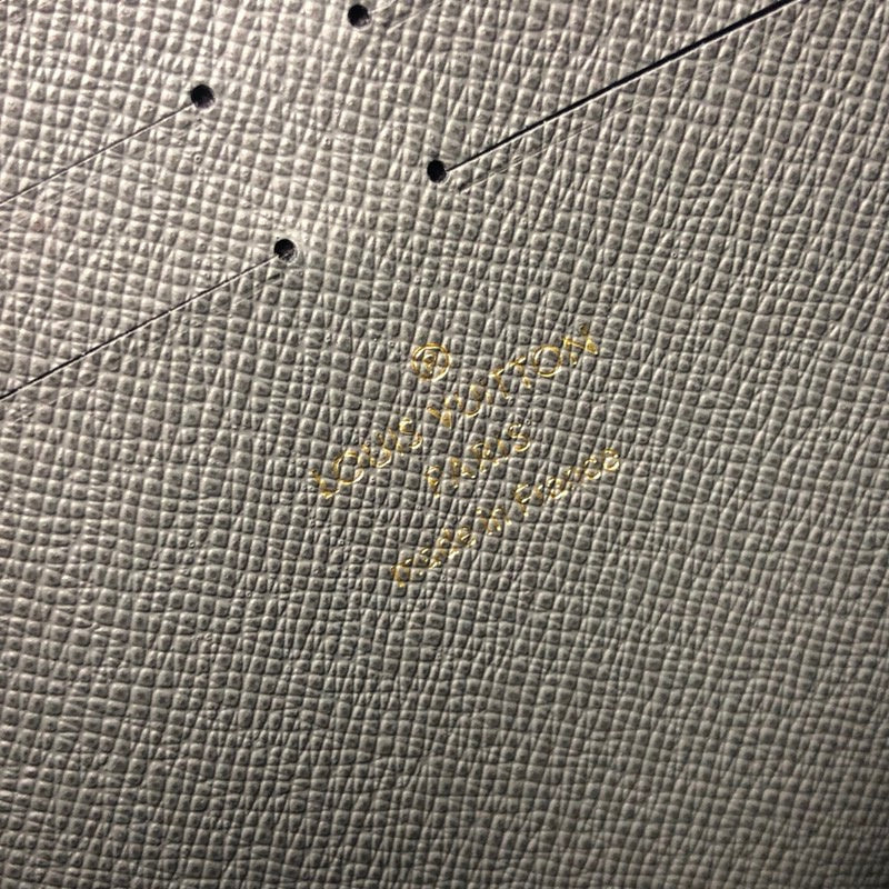 Louis Vuitton Luxury Bags 2328