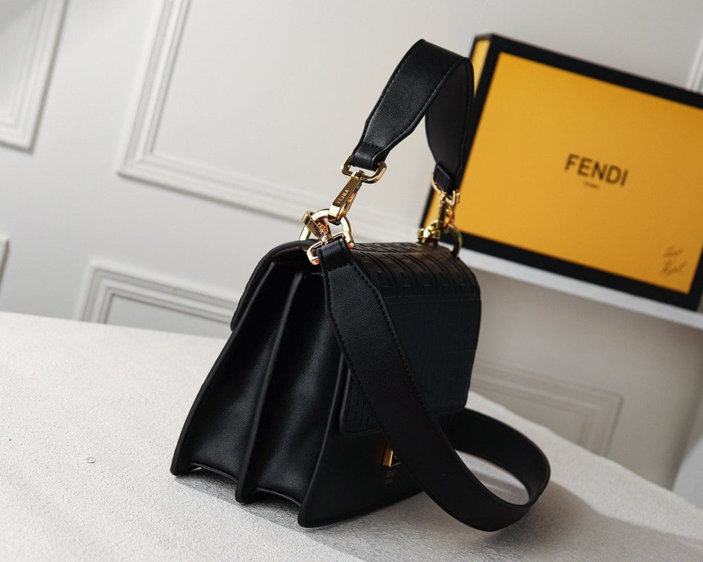 Designer Handbags Fendi 070