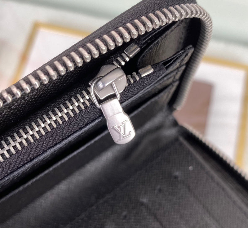 Louis Vuitton Luxury Bags 2408