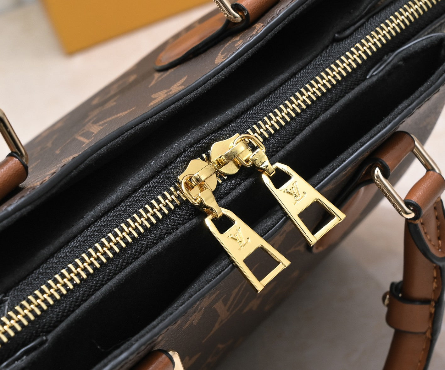 Luxury Bags Louis Vuitton  848