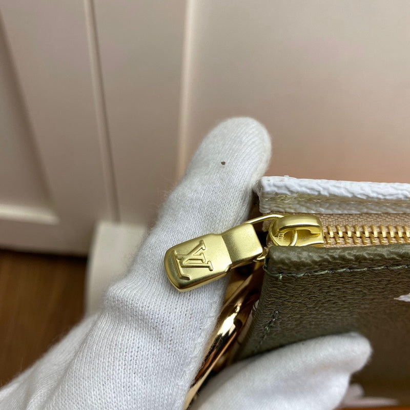 Louis Vuitton Luxury Bags 1849