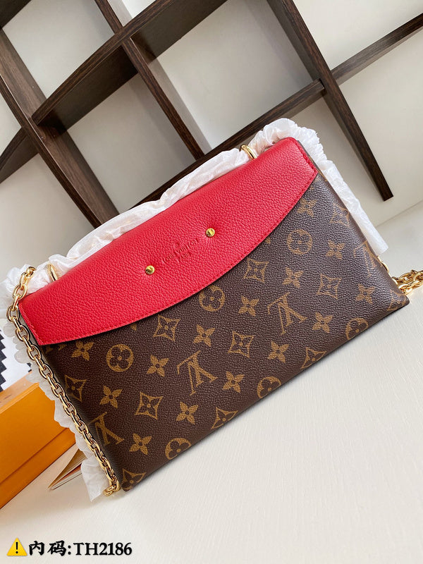 Louis Vuitton Luxury Bags 2648
