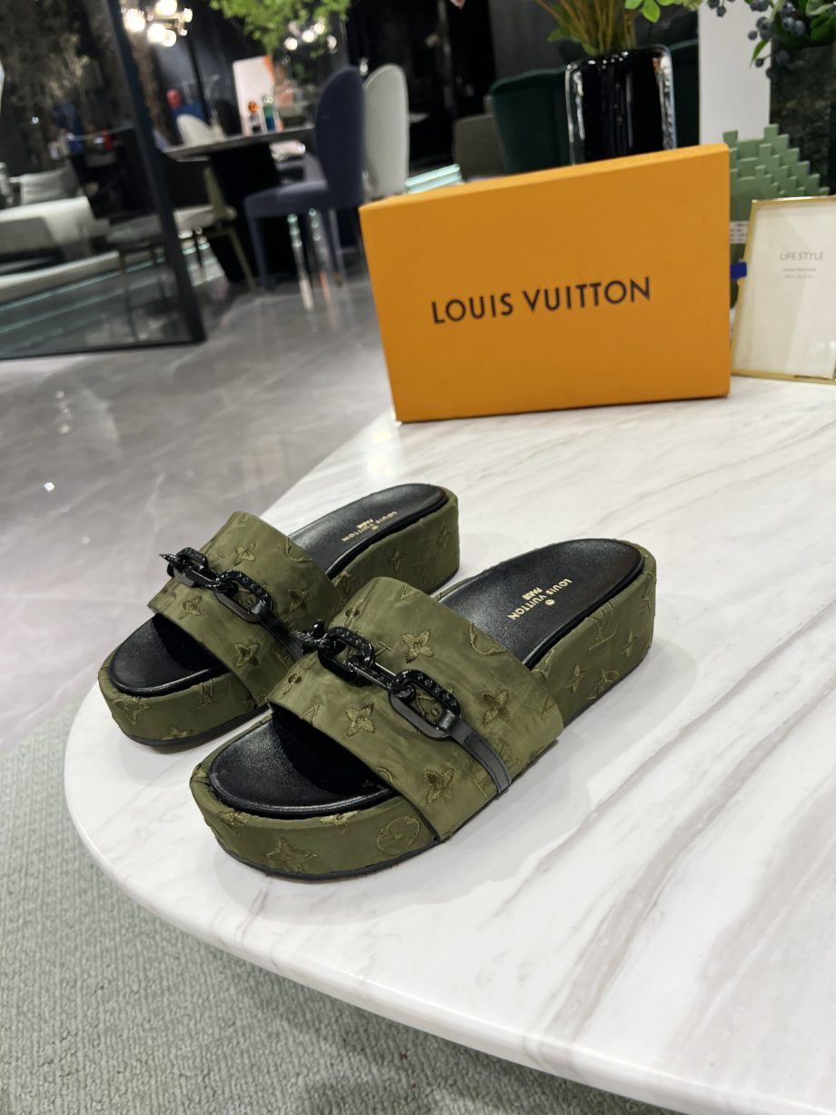 louis vuitton Jumbo Flatform Mule Green For Women LV