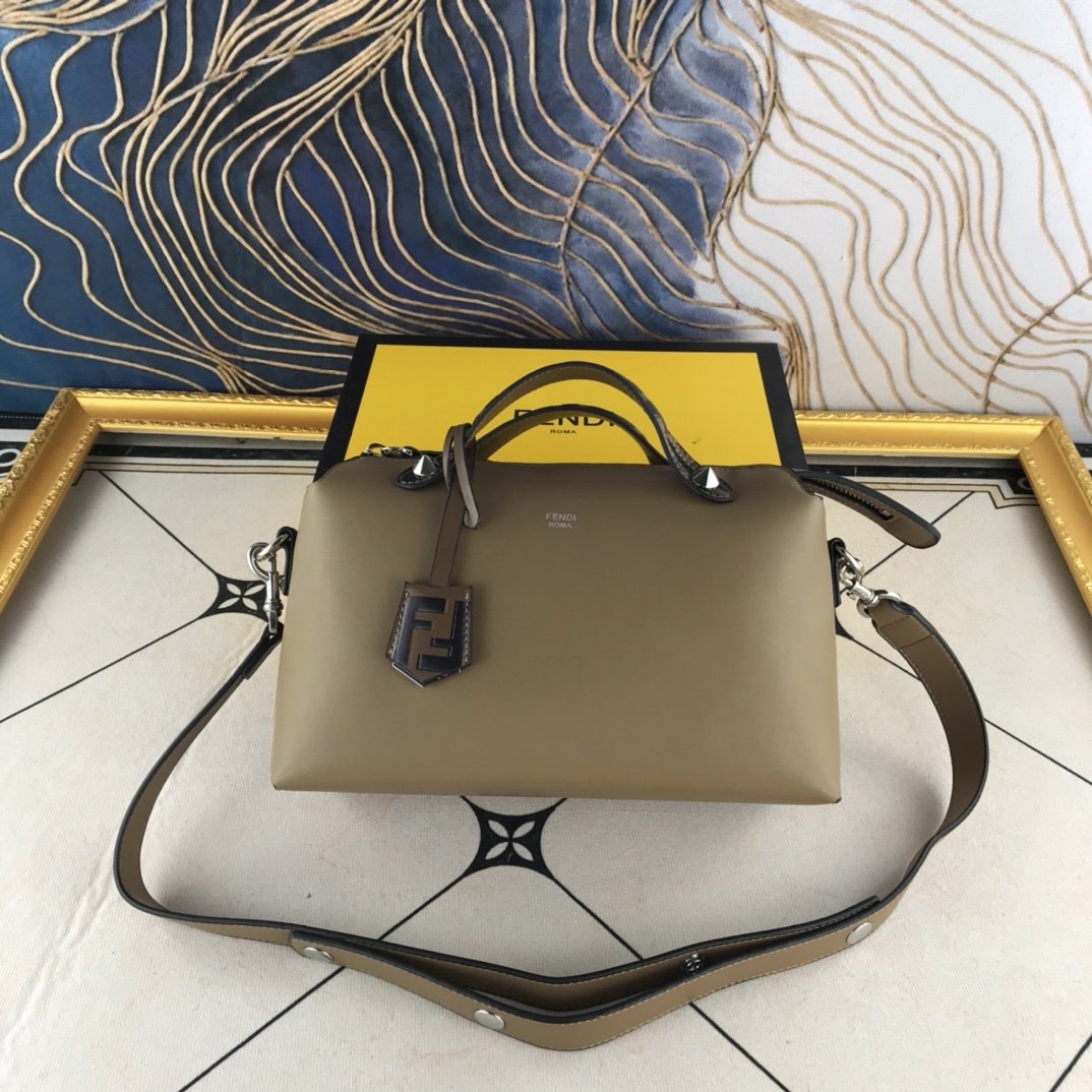 Designer Handbags Fendi 041