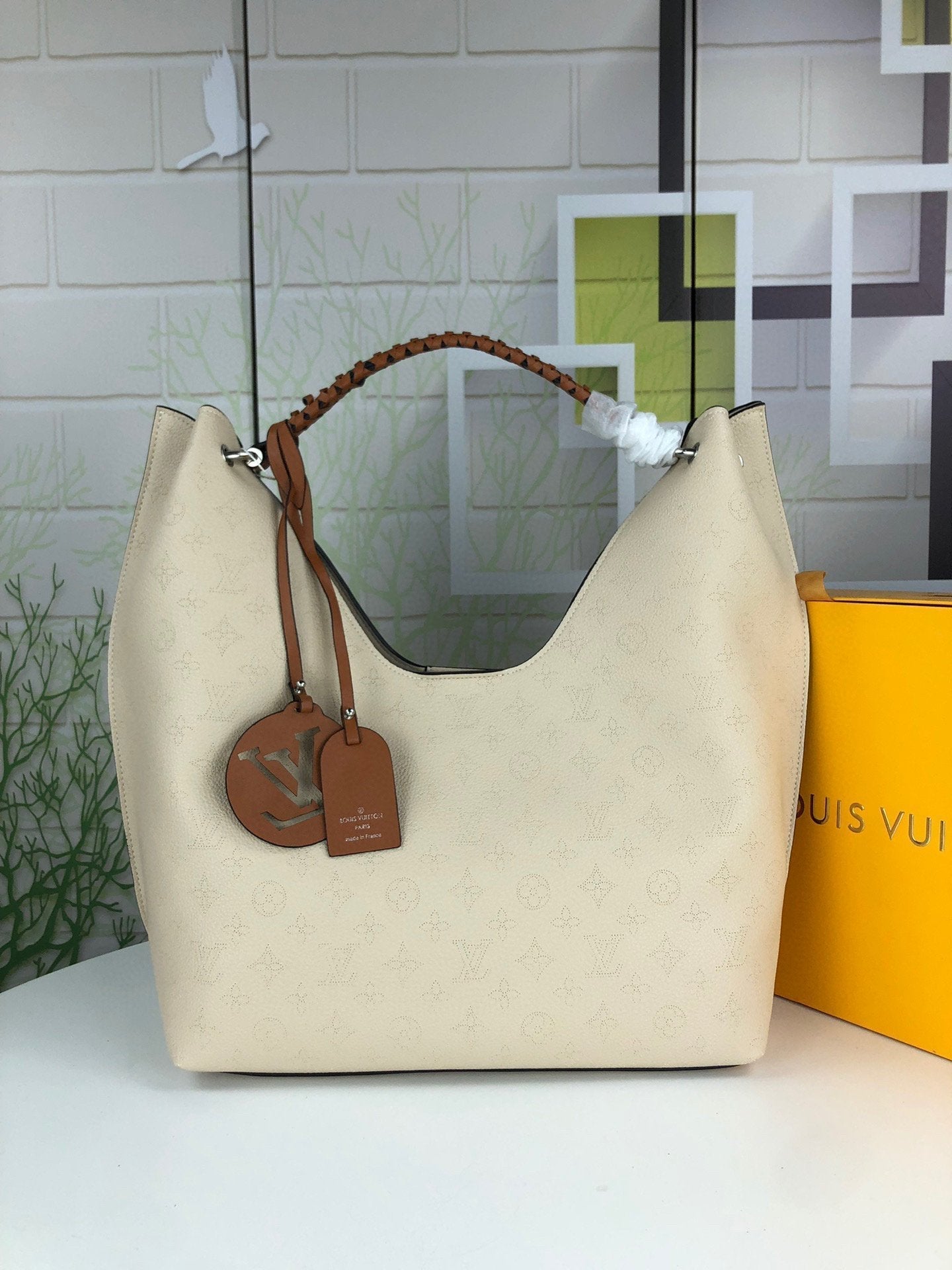 Designer Handbags Louis Vuitton 050