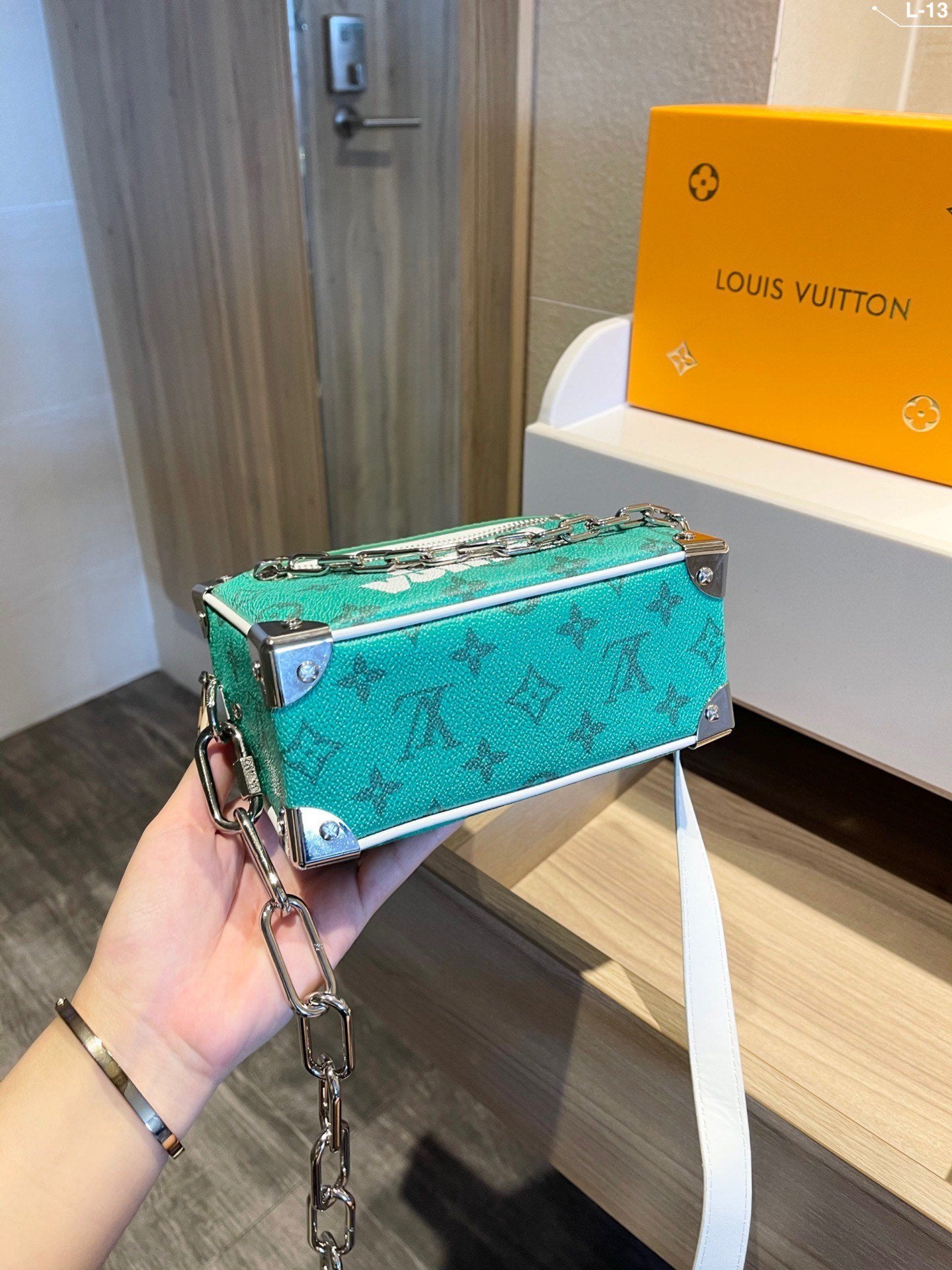 Designer Handbags Louis Vuitton 487