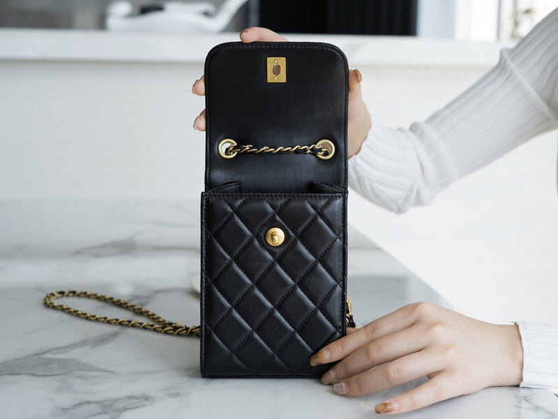aura-bags - Chanel Bags - 7372