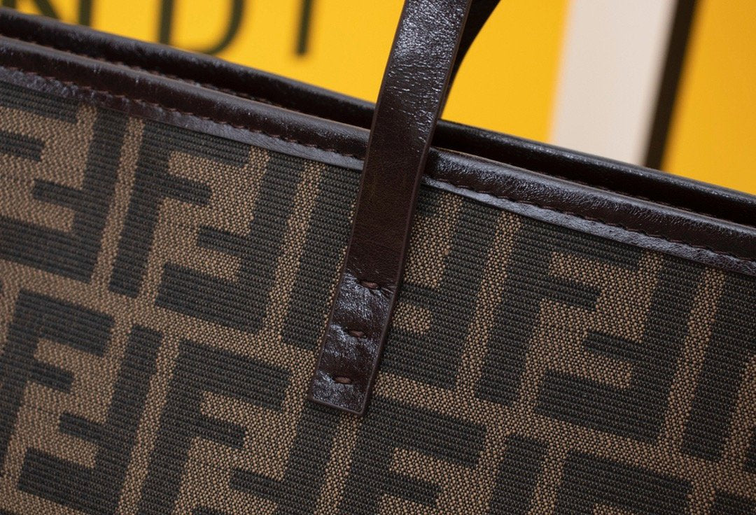 Designer Handbags Fendi 028