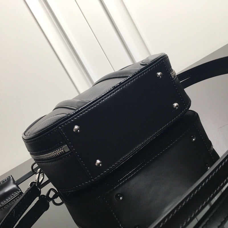 Louis Vuitton Luxury Bags 1980