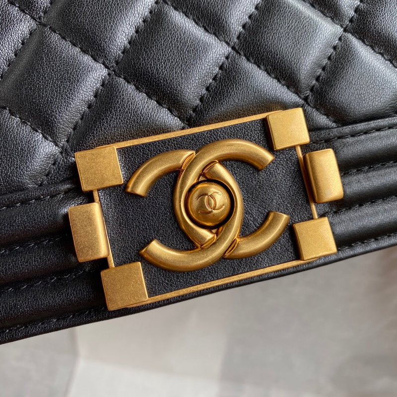 aura-bags - Chanel Bags - 7427
