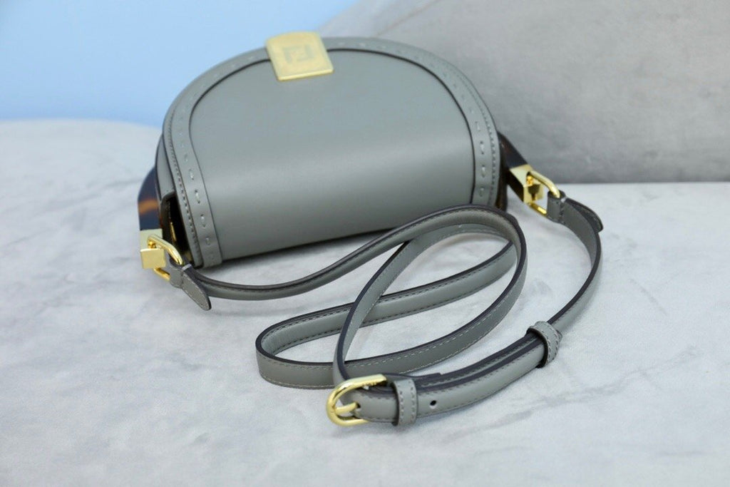 Designer Handbags Fendi 056