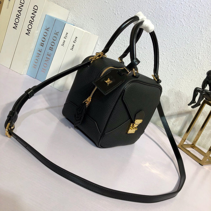 Louis Vuitton Luxury Bags 1905