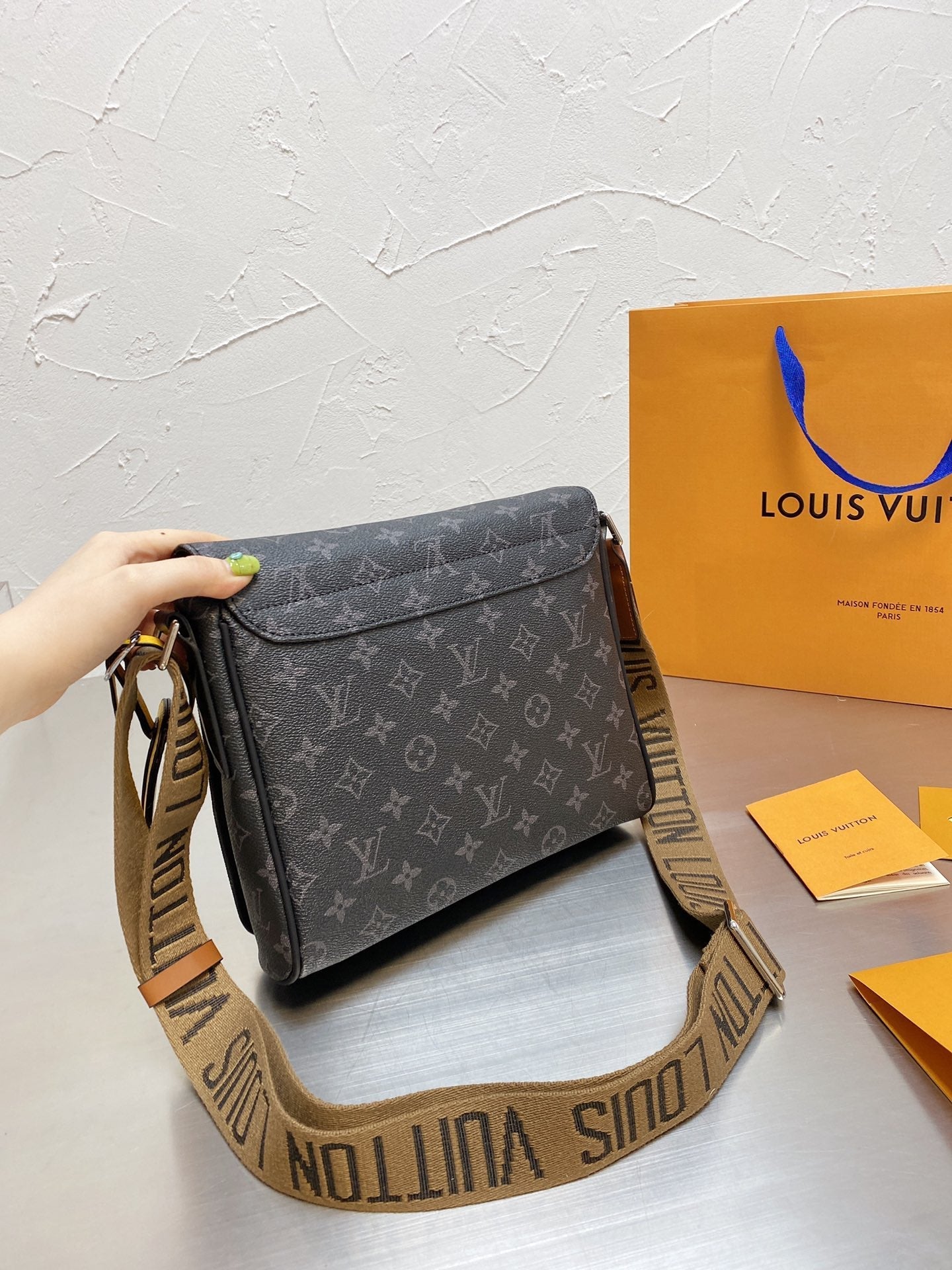 Designer Handbags louis vuitton 067