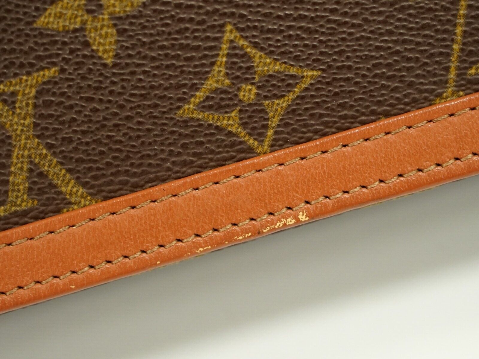 Louis Vuitton Pochette Dame Clutch Bag