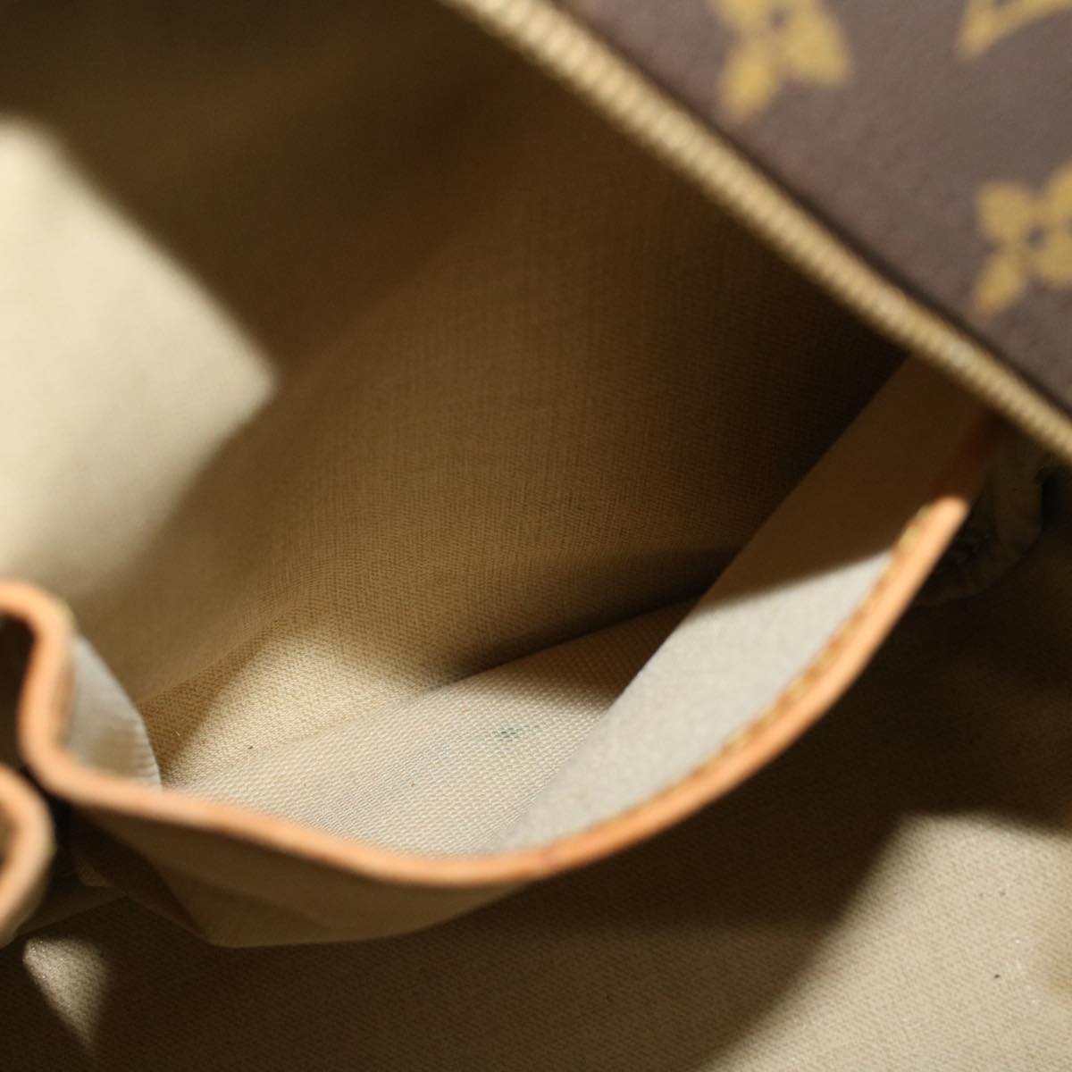 LOUIS VUITTON Monogram Deauville Hand Bag M47270 LV Auth 43865