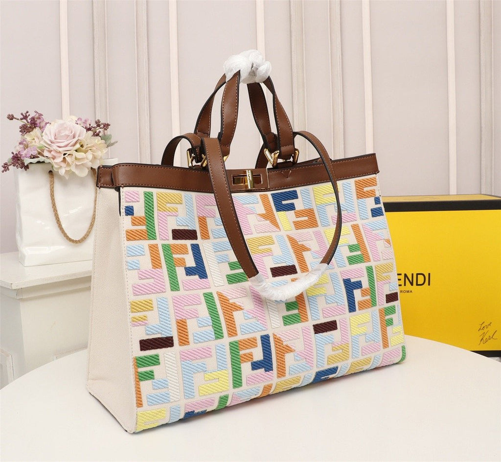 Designer Handbags Fendi 089