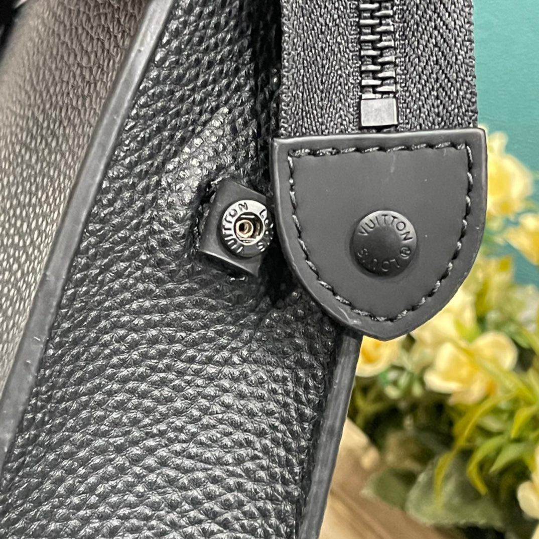 Luxury Bags Louis Vuitton  858
