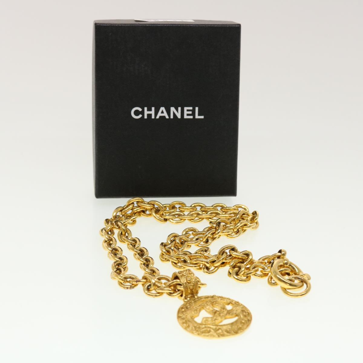 CHANEL Chain Necklace Metal Gold Tone CC Auth 45085