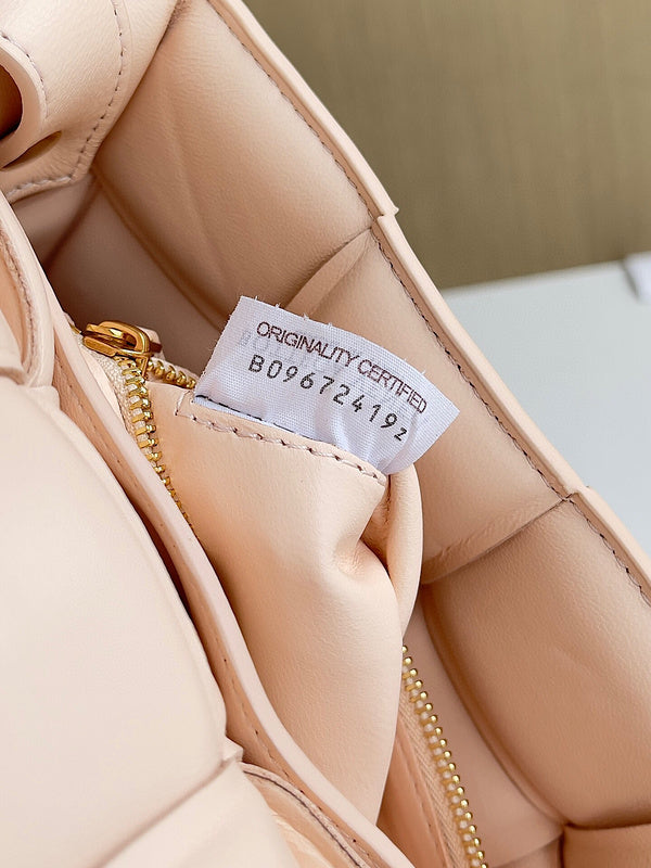 Aura Bags - BV Bags - 410