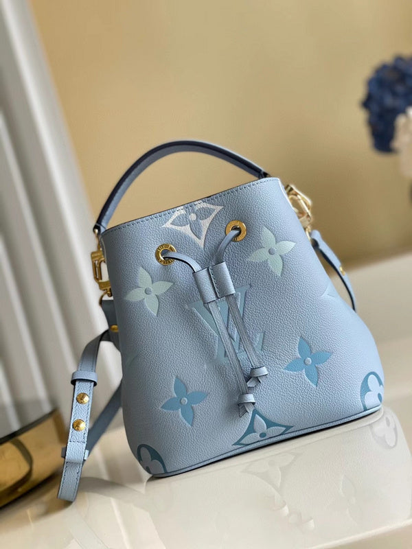 Louis Vuitton Luxury Bags 2528