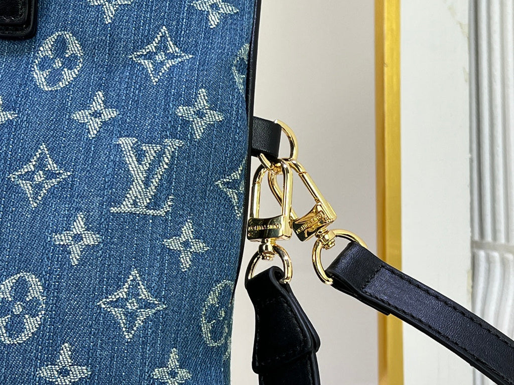 Luxury Bags Louis Vuitton  764