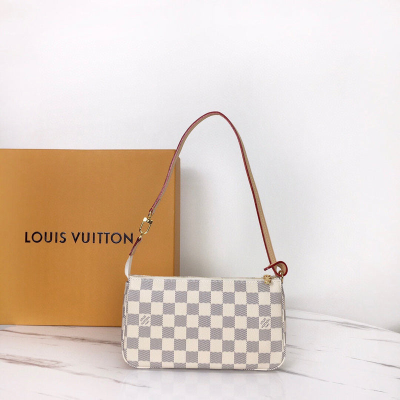 Louis Vuitton Luxury Bags 1810