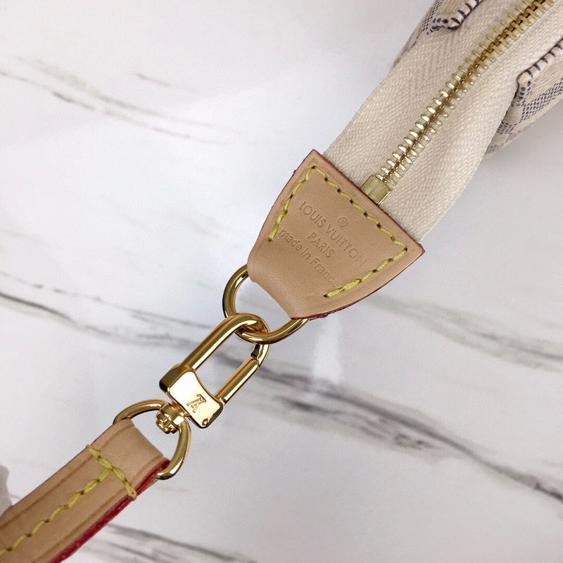 Louis Vuitton Luxury Bags 1810