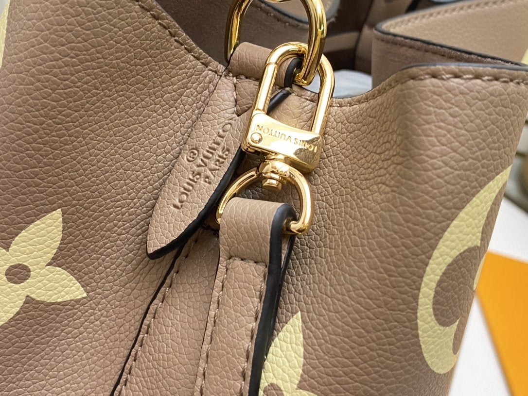 Designer Handbags louis vuitton 103