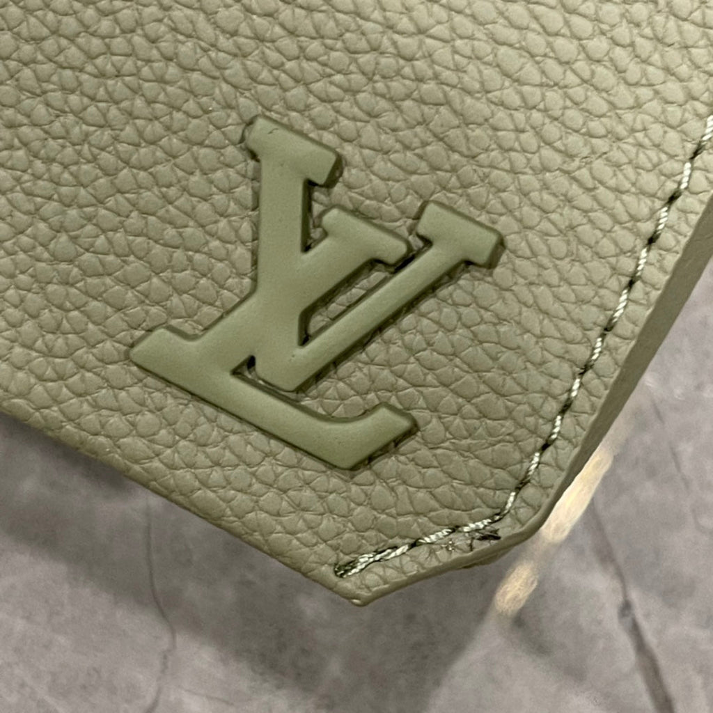 Luxury Bags Louis Vuitton  866