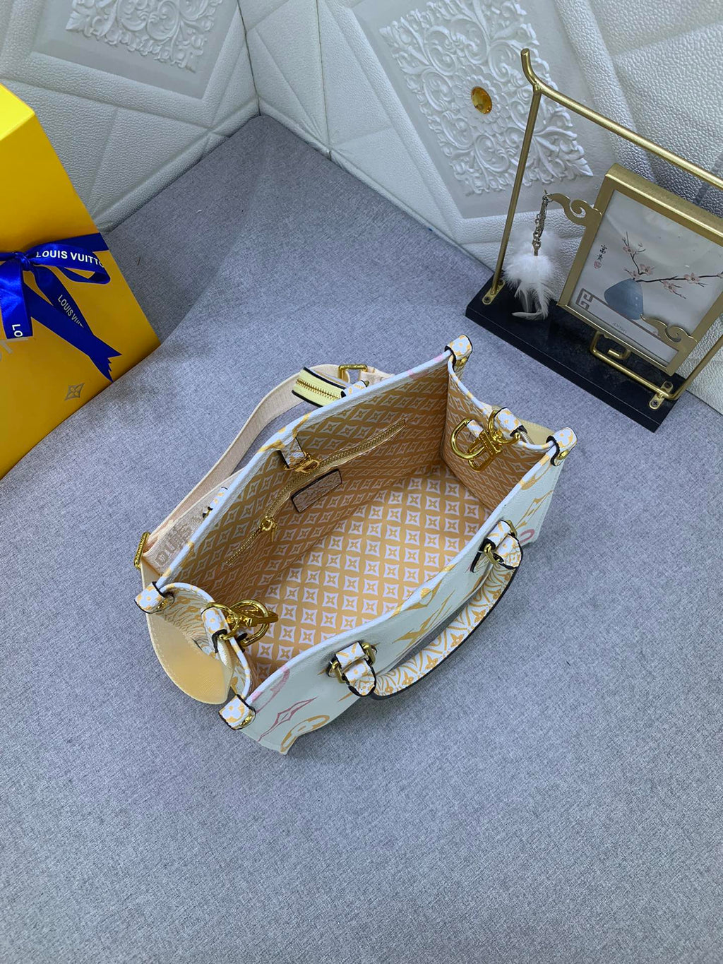 Luxury Bags Louis Vuitton  816