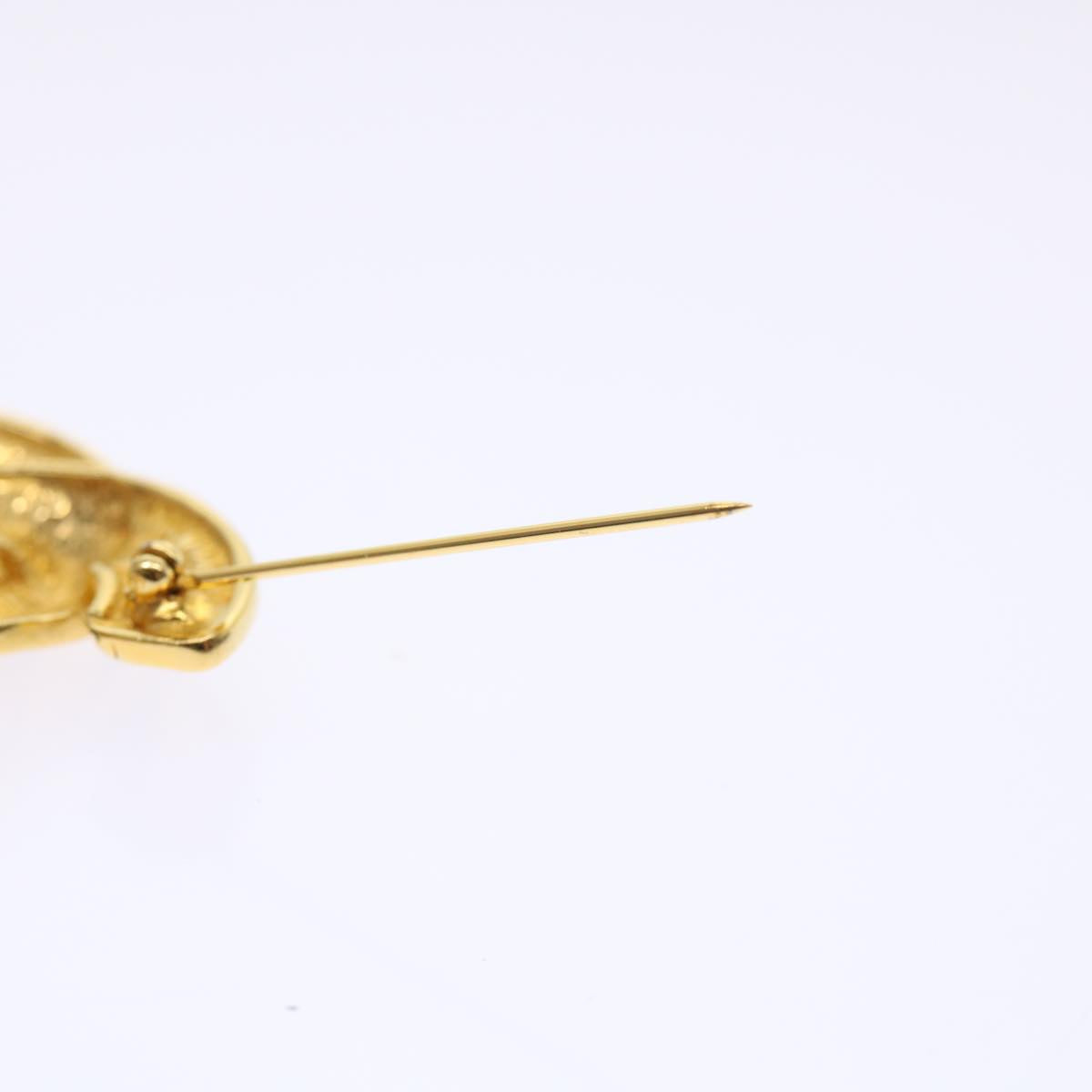 CHANEL Brooch Gold Tone CC Auth 47518