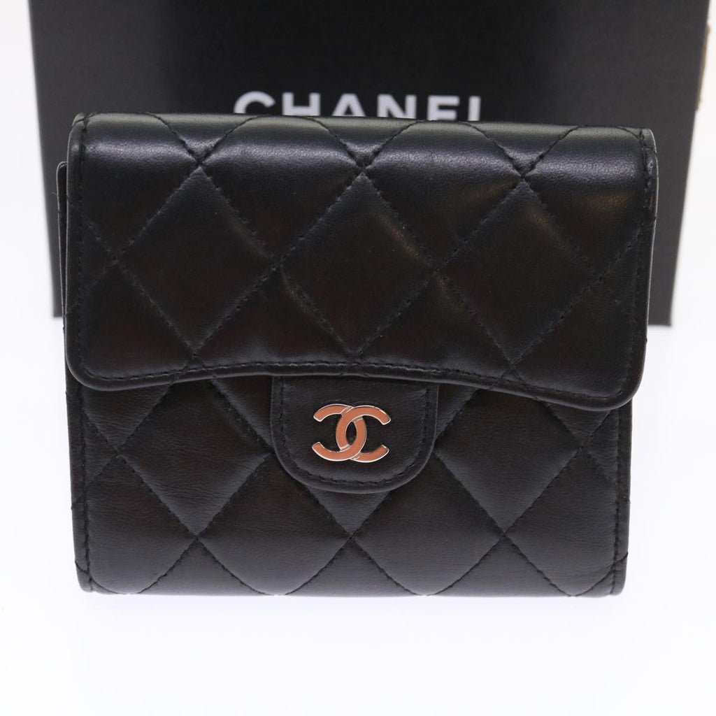CHANEL Matelasse Wallet Lamb Skin Black CC Auth 47561
