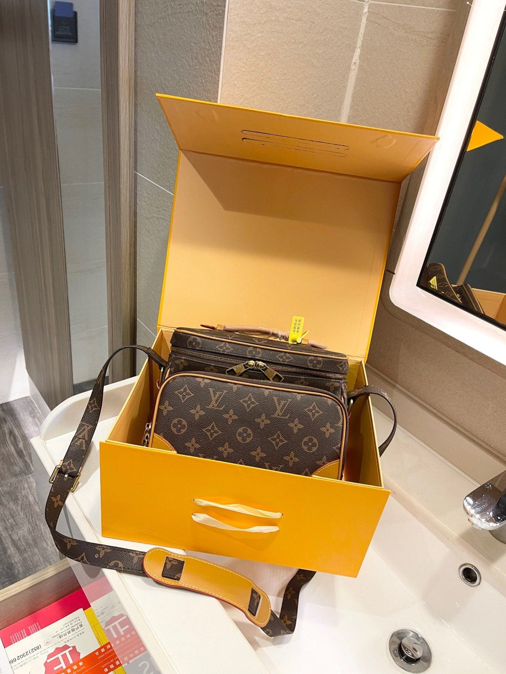 Designer Handbags louis vuitton 515