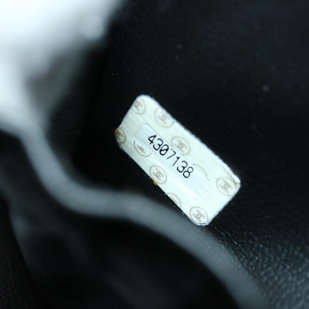 CHANEL Vanity Cosmetic Pouch Lamb Skin Beige CC Auth 49478A