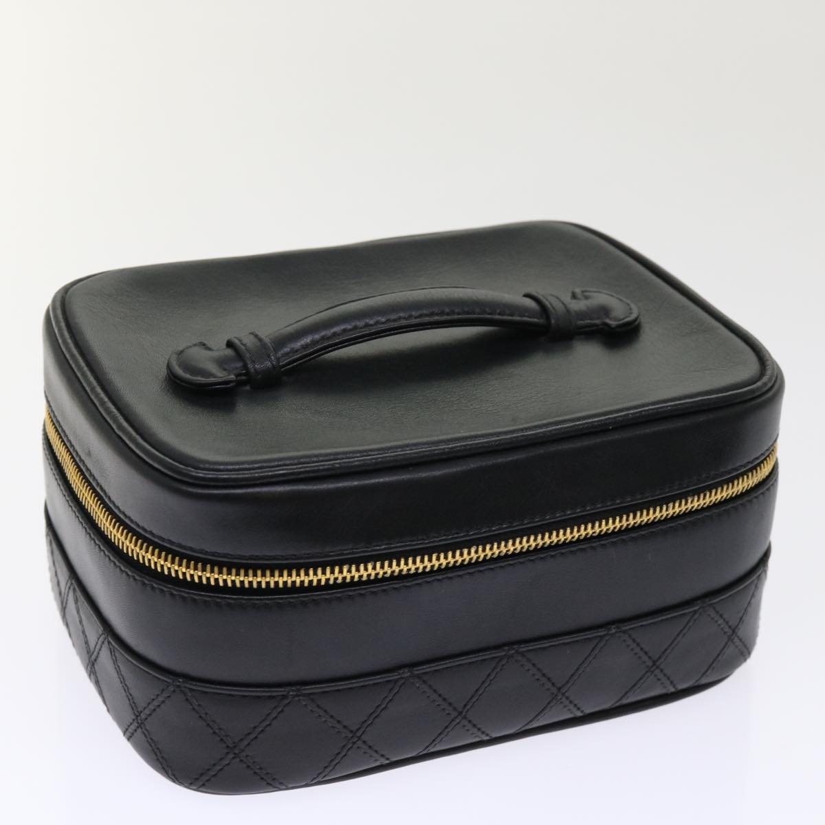 CHANEL Vanity Cosmetic Pouch Lamb Skin Beige CC Auth 49478A