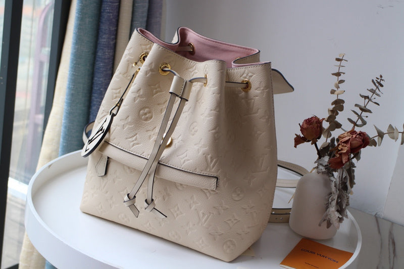 Louis Vuitton Luxury Bags 2823