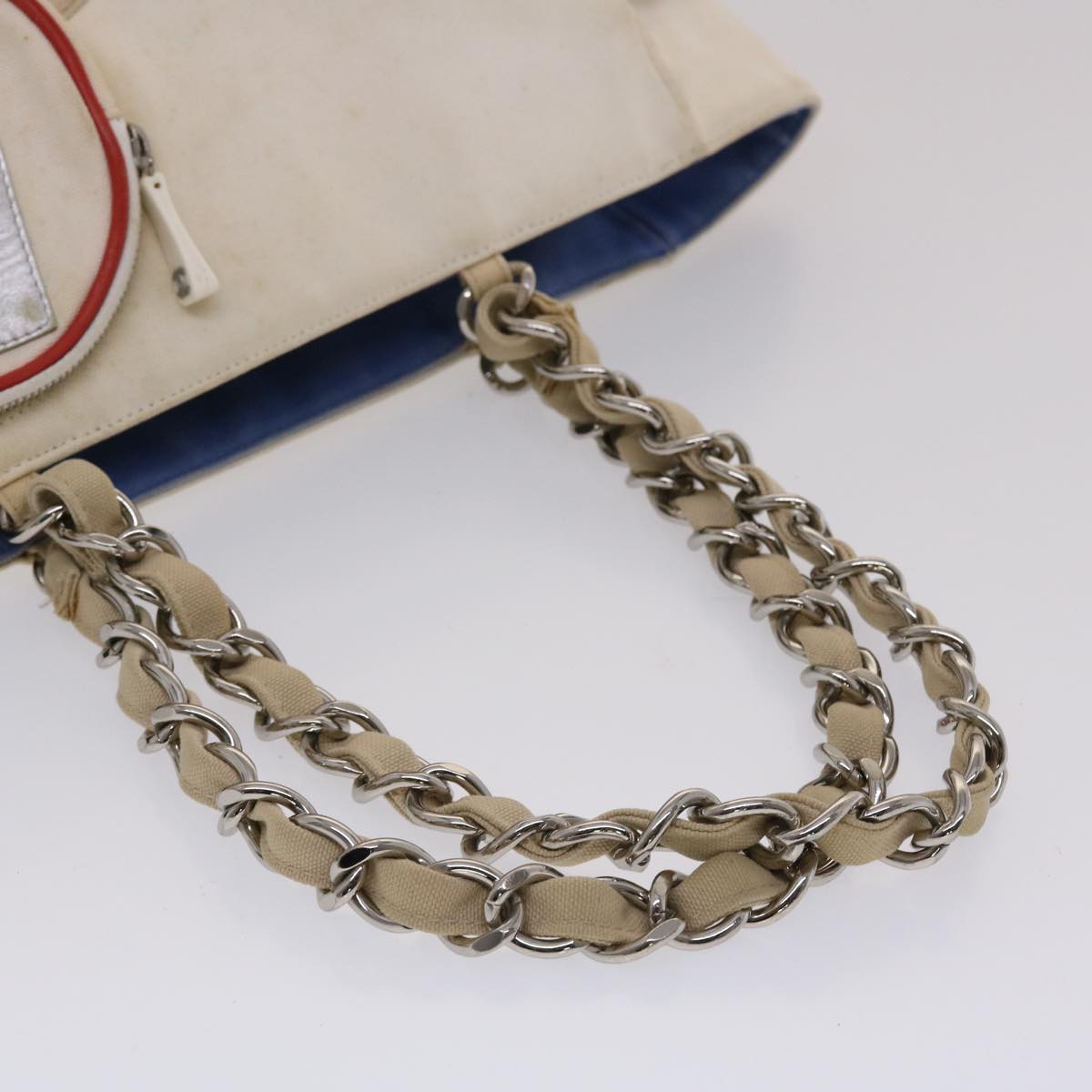 CHANEL Chain Tote Bag No5 Canvas White CC Auth 49901