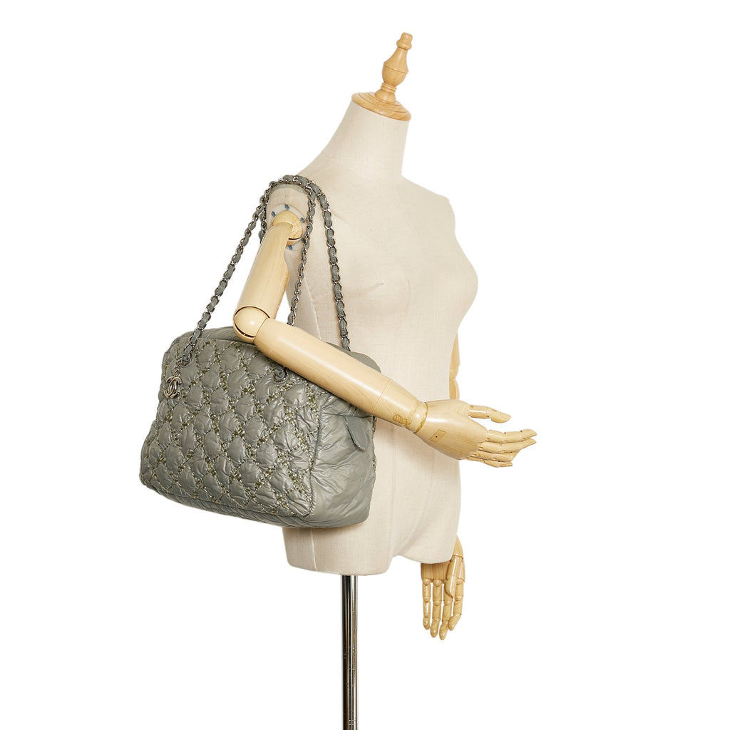 Chanel Paris-Byzance Tweed On Stitch Shoulder Bag