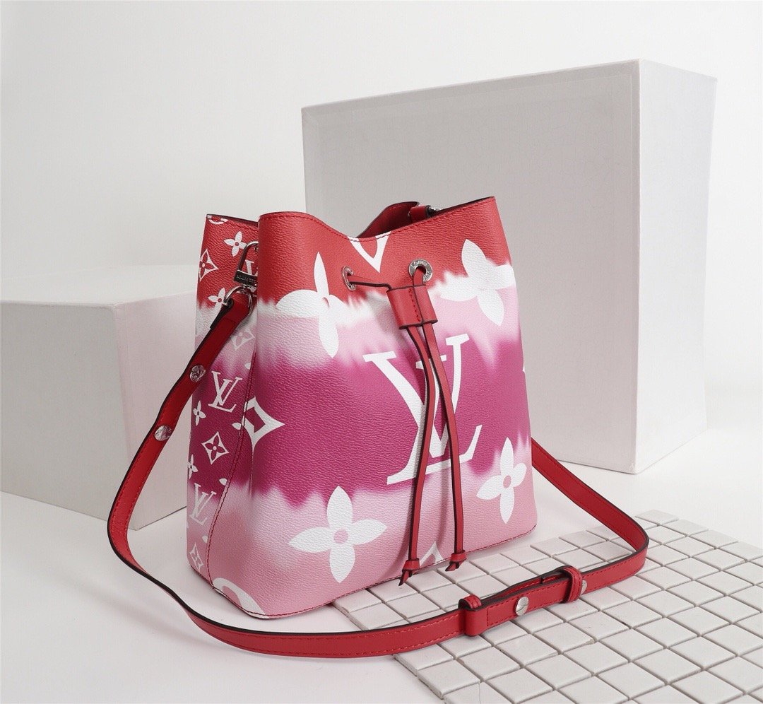 Designer Handbags louis vuitton 179
