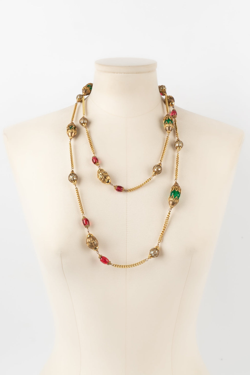 Collier / Sautoir Chanel