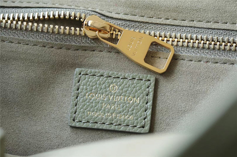 Luxury - Louis Vuitton Bags - 087